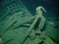 underwater wreck photo